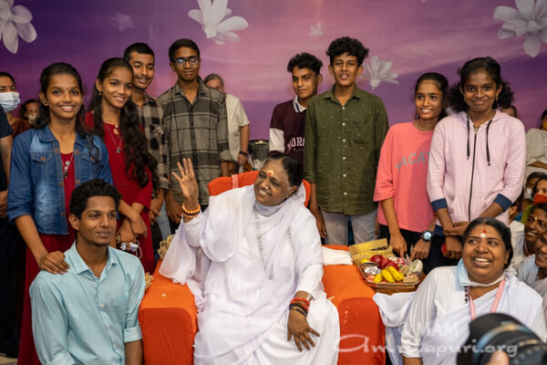 La compassione e la gentilezza portano speranza e gioia.