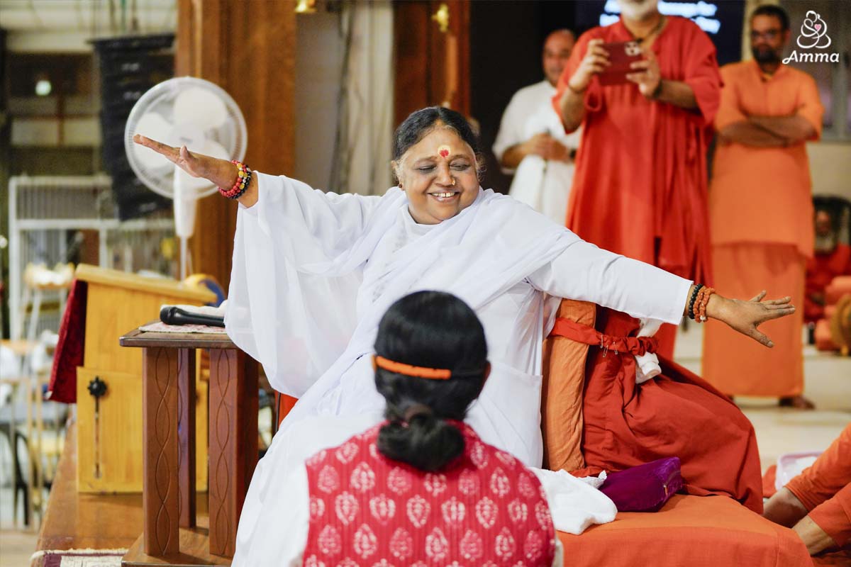 Yoga per tutta la Terra e per la Salute di tutti: lo Yoga può essere adottato universalmente