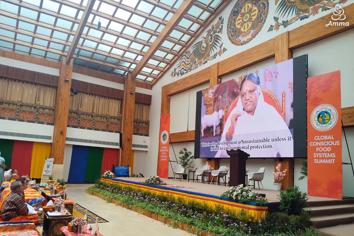 Amma tra i leader mondiali all’apertura del primo Summit aperto sui sistemi alimentari consapevoli a livello globale